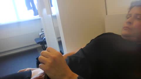 Snapshot of tanitog chatting on December 6, 2024, 2:06 pm Tanitog online show from December 6, 2024, 2:06 pm