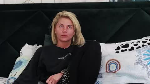 tanyaGrey online show from April 23, 2026, 6:03 am