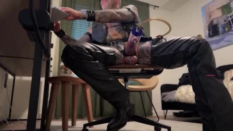 Tank Guy online show from December 7, 2024, 7:21 pm