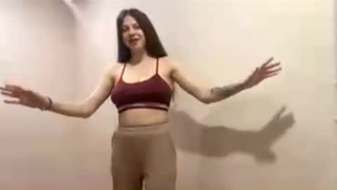 Kira online show from December 2, 2025, 1:00 am