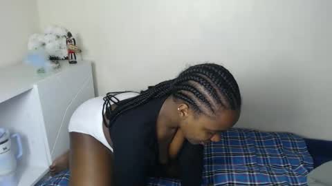 Snapshot of tannia004 chatting on October 24, 2025, 2:08 am tania online show from October 24, 2025, 2:08 am