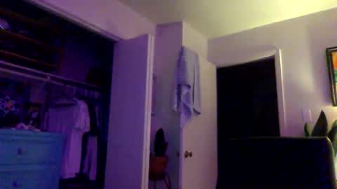 Snapshot of tantrichealing chatting on October 29, 2025, 12:24 am Dr. Love online show from October 29, 2025, 12:24 am