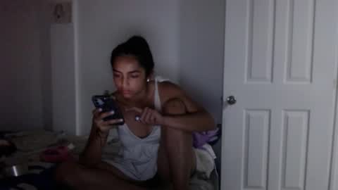 Snapshot of tantricroots chatting on March 22, 2026, 12:14 am Angeline Follow online show from March 22, 2026, 12:14 am