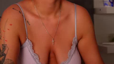 Snapshot of tanyakrosss chatting on July 21, 2026, 4:48 am Tania online show from July 21, 2026, 4:48 am