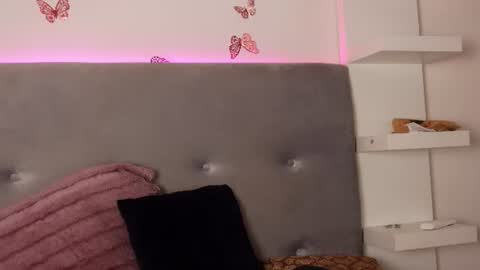 Snapshot of tanyakrosss chatting on July 27, 2026, 5:03 am Tania online show from July 27, 2026, 5:03 am