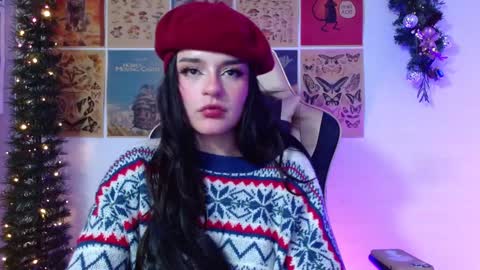 Snapshot of tara_hs chatting on December 9, 2024, 3:11 pm online show from December 9, 2024, 3:11 pm