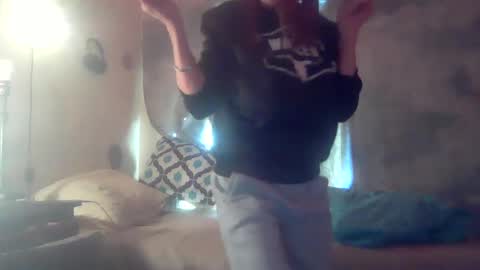 tara lynn online show from March 11, 2025, 3:56 pm