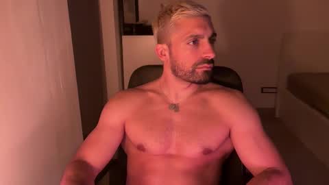 tarquit8 online show from September 16, 2025, 8:21 pm