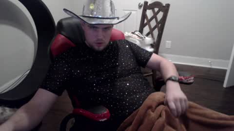 tarus333 online show from December 30, 2024, 9:48 am