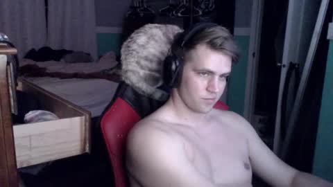 tarus333 online show from October 31, 2025, 8:48 am