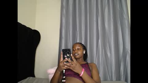 Ireen online show from November 13, 2025, 8:52 pm