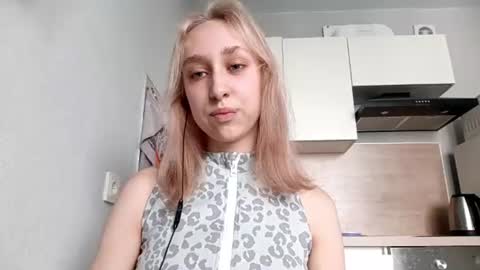 Anita online show from June 14, 2026, 4:03 am