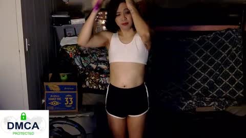 TashaKai online show from January 4, 2025, 3:07 pm