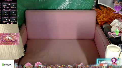 TashaKai online show from April 8, 2026, 1:38 am