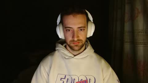 tastemyboner online show from December 5, 2025, 1:36 am