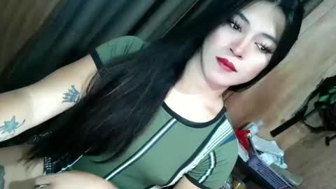   online show from October 27, 2025, 2:32 pm