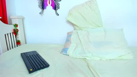 Snapshot of tasty_alan_ chatting on February 14, 2025, 1:45 am tasty_alan_ online show from February 14, 2025, 1:45 am