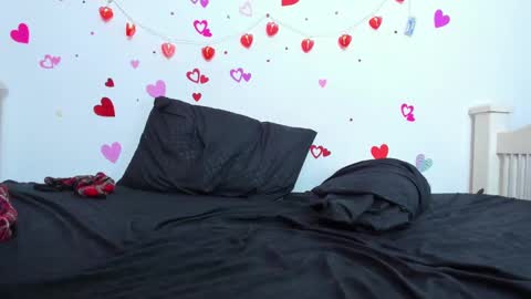 Snapshot of tasty_alan_ chatting on March 5, 2025, 10:32 pm tasty_alan_ online show from March 5, 2025, 10:32 pm