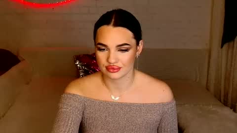 tasty_babyy online show from December 22, 2024, 5:53 pm