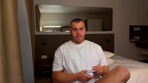 My shows 2100500 UTC3 online show from September 14, 2025, 7:24 pm