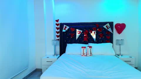 tata_and_michi online show from February 14, 2025, 3:33 am