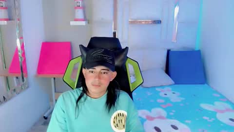 Snapshot of tatannn_ chatting on September 17, 2025, 8:10 pm T A T A N online show from September 17, 2025, 8:10 pm