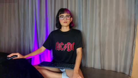 Snapshot of tati_cardenas chatting on March 6, 2025, 3:57 am AME online show from March 6, 2025, 3:57 am