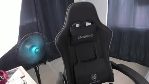 Tatiana online show from November 4, 2025, 7:13 pm