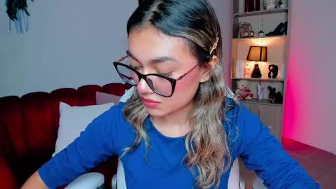 Snapshot of tatiana_mendoza chatting on October 24, 2025, 2:46 pm tatiana_mendoza online show from October 24, 2025, 2:46 pm