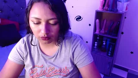 Snapshot of tatiana_wd chatting on December 15, 2024, 2:19 am tatiana online show from December 15, 2024, 2:19 am