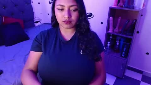 Snapshot of tatiana_wd chatting on December 17, 2024, 2:44 am tatiana online show from December 17, 2024, 2:44 am