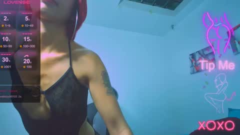 Snapshot of tatis_blux chatting on February 21, 2025, 6:48 pm Tatiana  online show from February 21, 2025, 6:48 pm