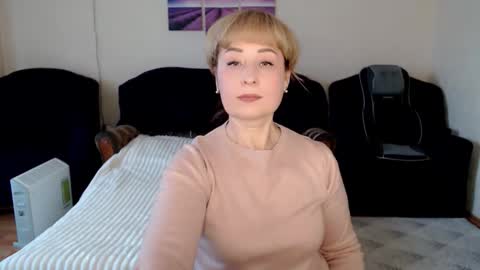 Tattease online show from November 3, 2025, 1:12 pm