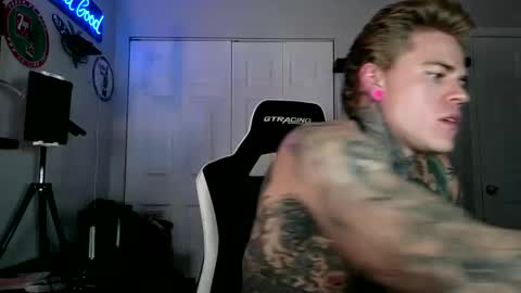 D-Man online show from October 2, 2025, 1:01 am