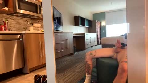 tattedtraveler online show from May 5, 2026, 7:11 pm