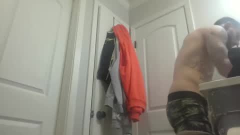 Snapshot of tattoo3333 chatting on March 9, 2025, 1:04 am tattoo3333 online show from March 9, 2025, 1:04 am