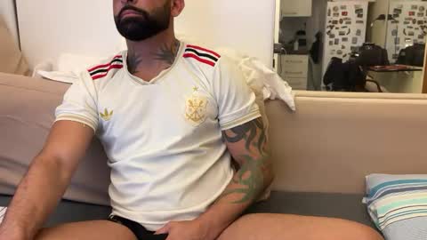 HotTattooBRboy online show from April 7, 2026, 5:52 am