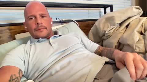 Snapshot of tattooman5555 chatting on October 1, 2025, 2:56 pm Tattooman online show from October 1, 2025, 2:56 pm