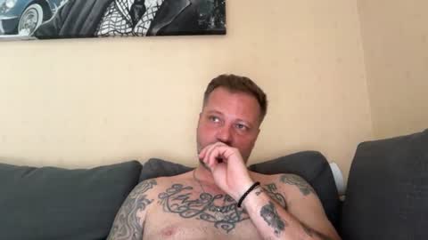 Snapshot of tattoomanforgirls chatting on June 23, 2026, 11:30 am tattoomanforgirls online show from June 23, 2026, 11:30 am