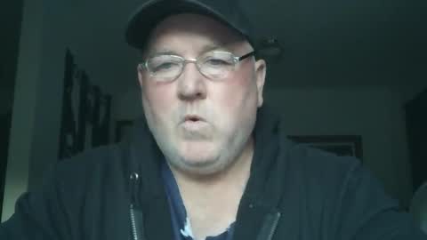 Snapshot of tattzsexy chatting on October 24, 2025, 8:33 am tattzsexy online show from October 24, 2025, 8:33 am