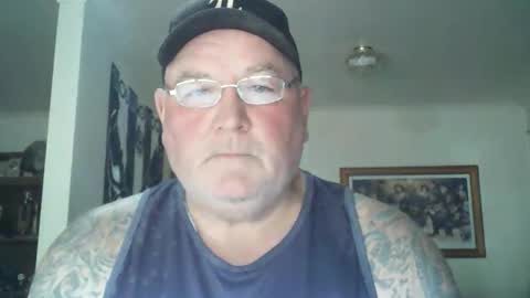 Snapshot of tattzsexy chatting on October 25, 2025, 2:19 am tattzsexy online show from October 25, 2025, 2:19 am