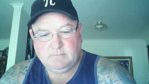 Snapshot of tattzsexy chatting on October 26, 2025, 3:23 am tattzsexy online show from October 26, 2025, 3:23 am