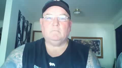 Snapshot of tattzsexy chatting on October 27, 2025, 12:47 am tattzsexy online show from October 27, 2025, 12:47 am
