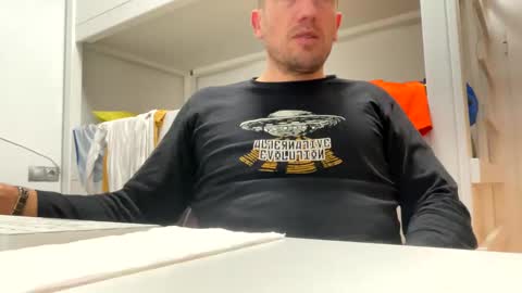 Tatuador40 online show from January 4, 2025, 12:37 am