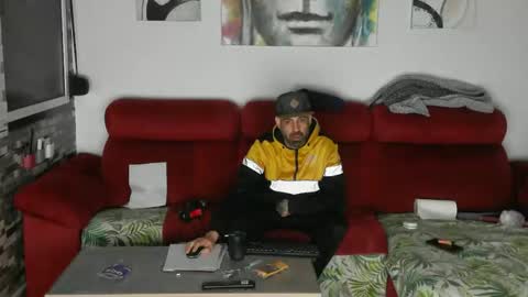 Tatuado20cm online show from November 27, 2025, 5:53 am