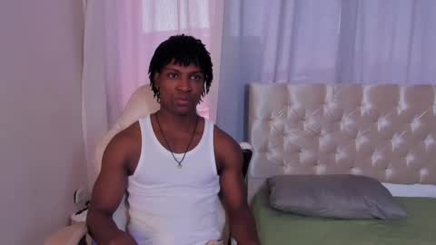 tau_montes online show from December 4, 2025, 3:32 pm