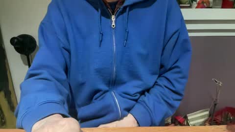 Snapshot of tauromolo chatting on February 10, 2025, 10:09 am tauromolo online show from February 10, 2025, 10:09 am