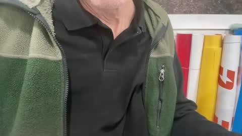 Snapshot of tauromolo chatting on October 28, 2025, 12:25 am tauromolo online show from October 28, 2025, 12:25 am