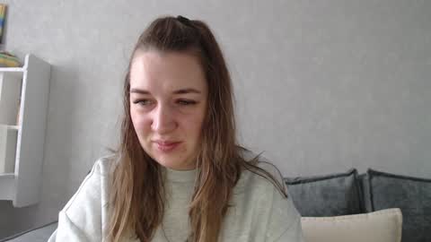 Snapshot of taxxxu chatting on December 14, 2024, 8:13 am Diana online show from December 14, 2024, 8:13 am