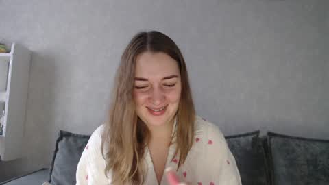 Snapshot of taxxxu chatting on January 10, 2025, 9:44 am Diana online show from January 10, 2025, 9:44 am